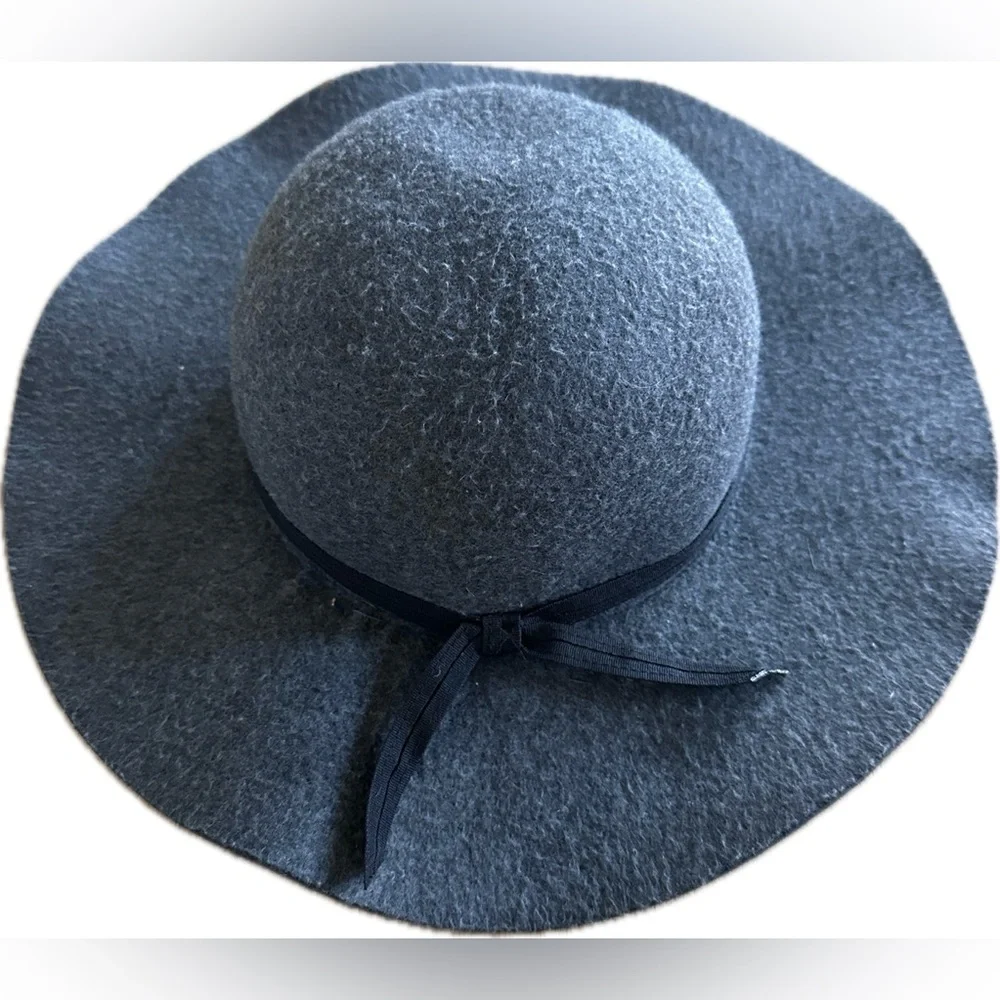 Cat & Jack Gray Floppy Hat